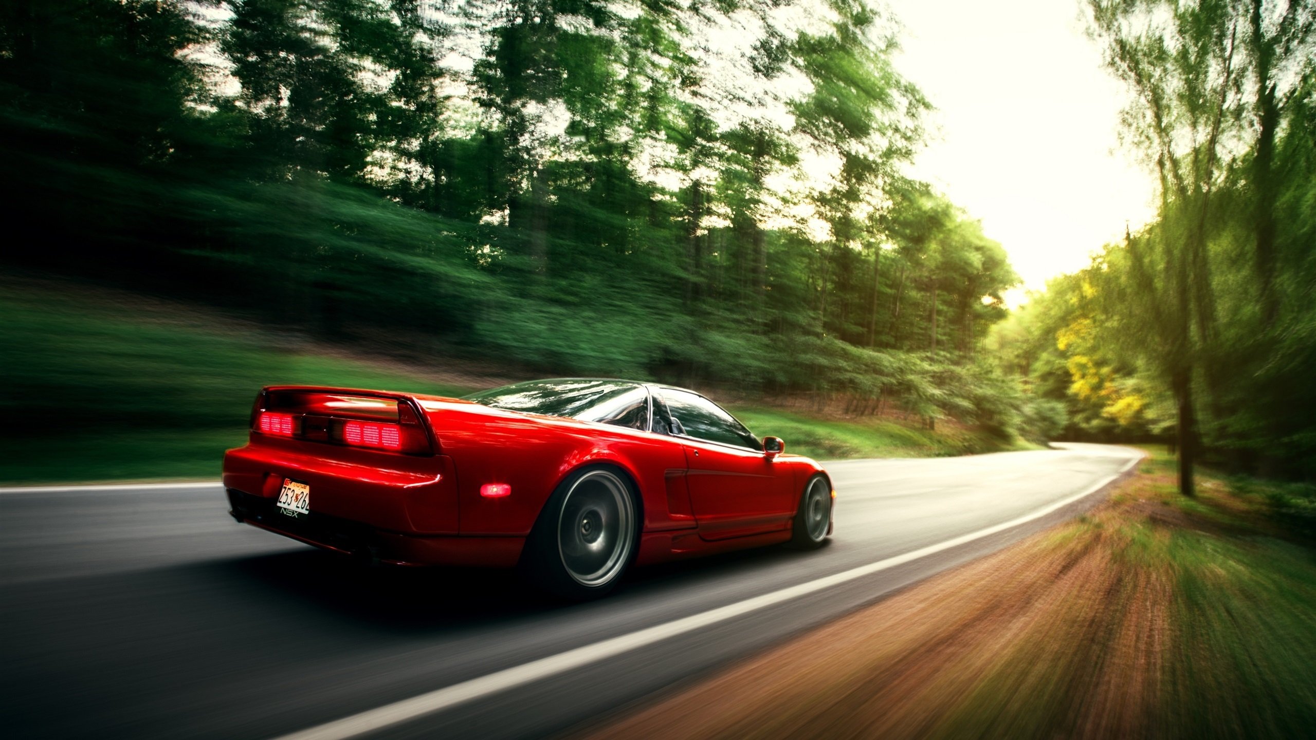 米兰体育APP-五大联赛球员适应期影响球队前半赛季走势，五大联赛各位置赛季十佳球员