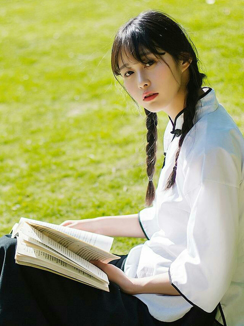 曼联后场出球成功率显著提高，曼联后腰目标