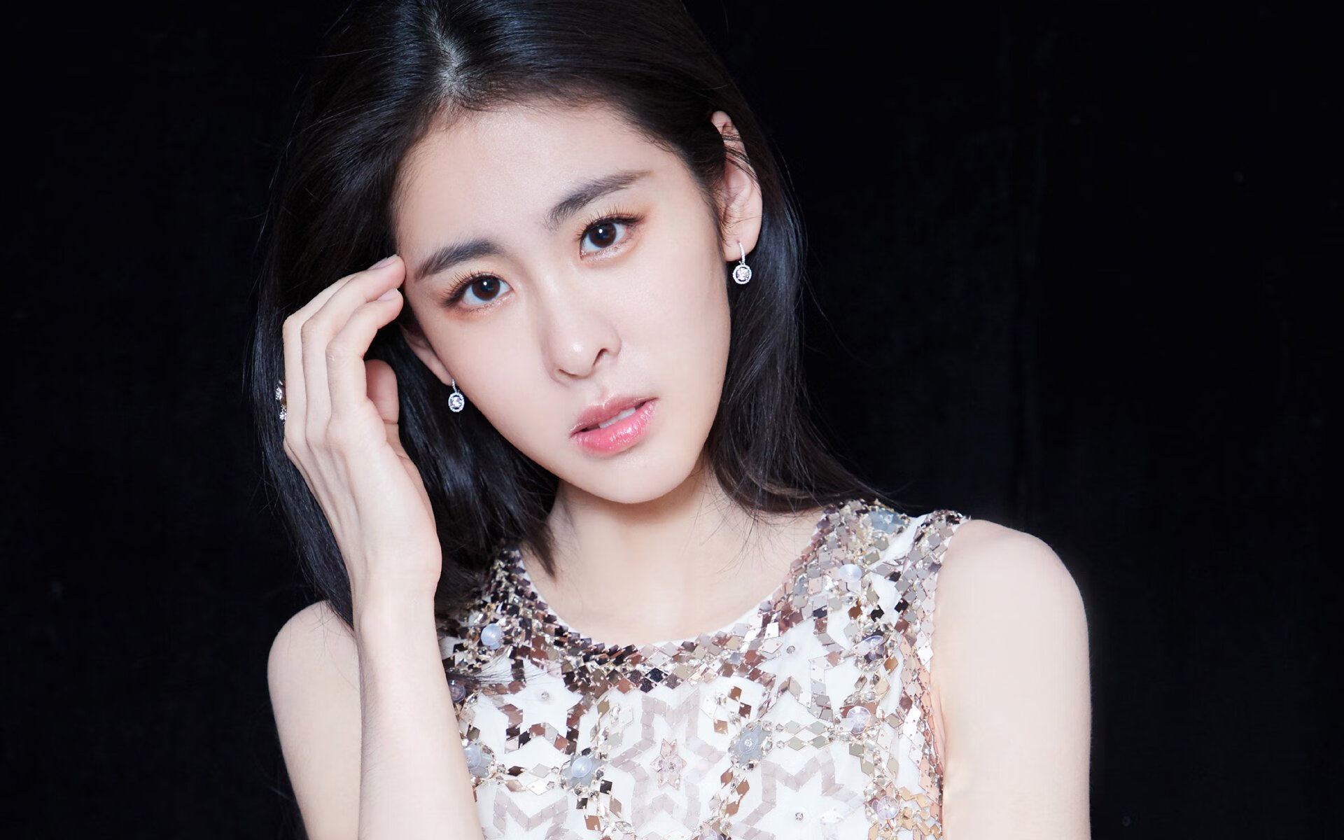 球队阵型压缩是否提高反击过程中的球权转换效率