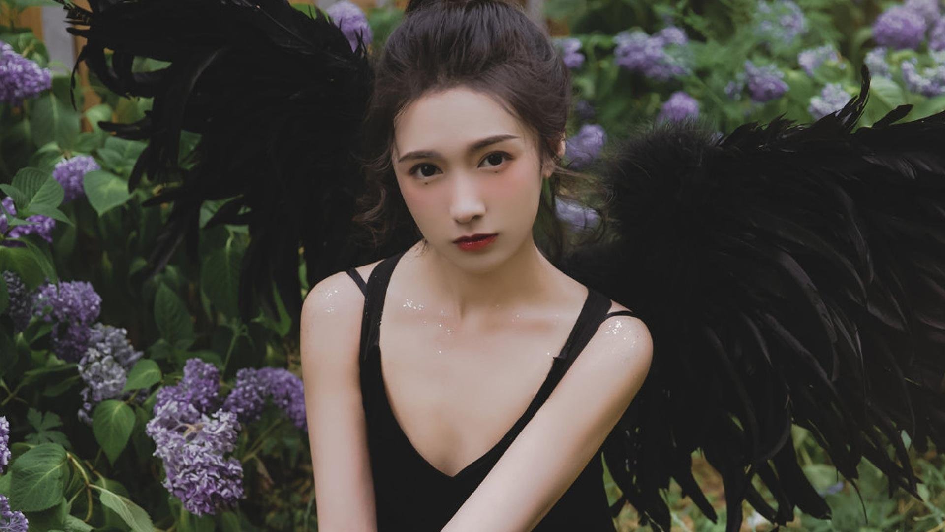 米兰体育官网-中国足球职业联赛明星球员激励机制创新，足球明星工资怎么算